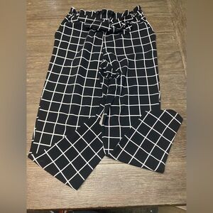 Full Circle Trends Black White Plaid Casual Belted Loose Fit Elastic Waist L